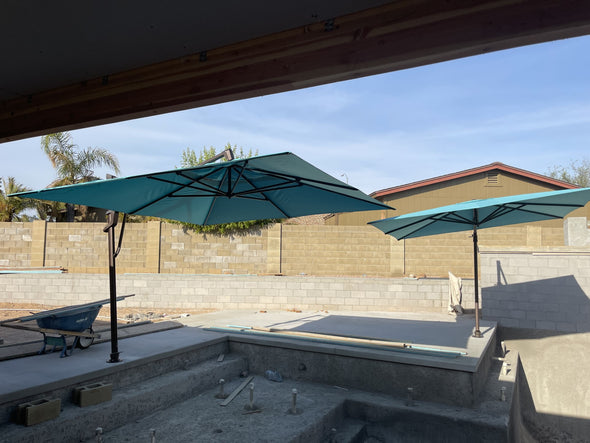 AG25TSQ Cantilever Umbrella